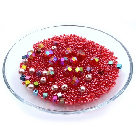 Très joli assortiment de perles acrylique rouge