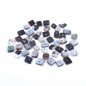 50 perles plates carrées en nacre 7x7mm - gris