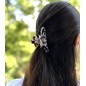 Pince cheveux fleur en acétate, décor tortue, 8cm Pince cheveux fleur en acétate, décor tortue, 8cm