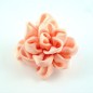 Fleur en tissu synthétique satiné diamètre 6cm - saumon