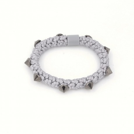 Elastique cheveux ou bracelet gris avec clous en cône argenté