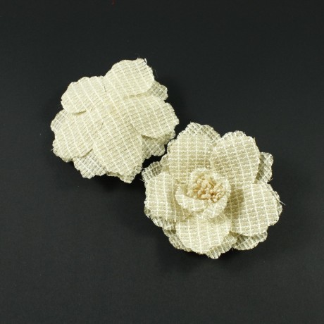 Grande fleur en tissu beige diamètre 10cm