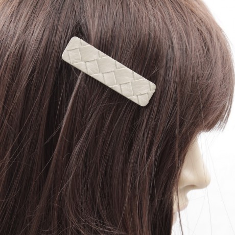 Pince cheveux crocodile imitation cuir 6.5cmx1.6cm beige