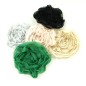 Fleur en tissu synthétique vert avec bord pailleté, diamètre 10cm