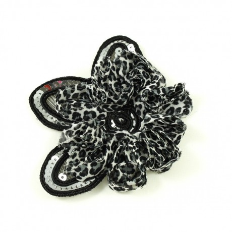 Fleur en tissu synthétique et sequins imprimé léopard noir 11x9.5cm.