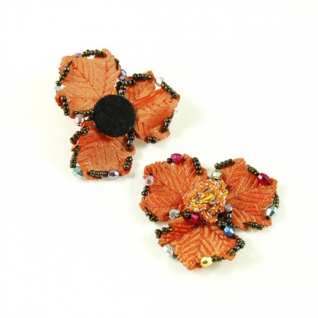 Lot de 2 fleurs en tissu et perles fait main 4.5cm orange