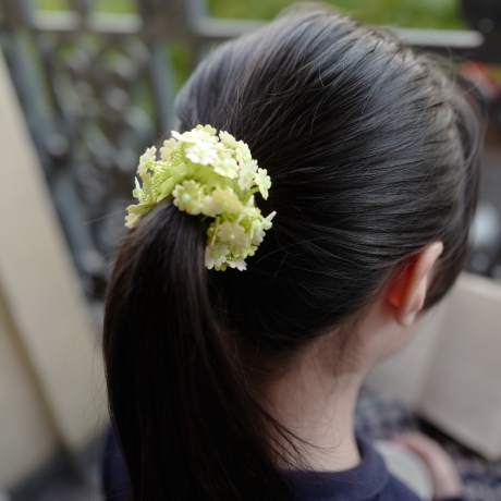 Elastique chouchou cheveux ou bracelet perle fleur - vert