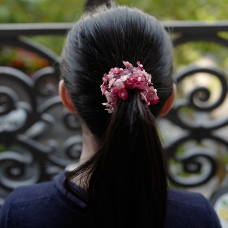 Elastique chouchou cheveux ou bracelet perle fleur - rouge