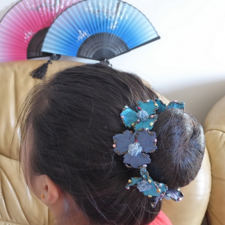 Elastique chouchou cheveux ou bracelet perle fleur - bleu