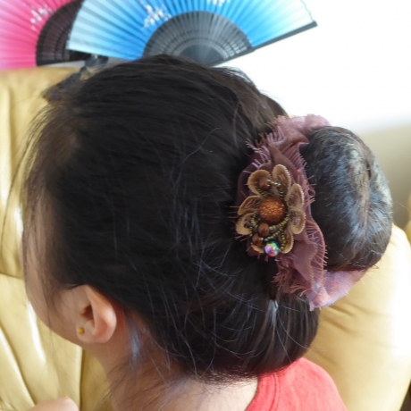 Elastique chouchou cheveux ou bracelet perle fleur - marron
