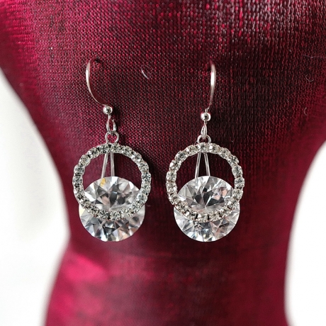 Boucle d'oreille pendante zircon - argent