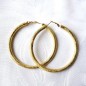 Grande boucle d'oreille créole sablé 6cm - doré Grande boucle d'oreille créole sablé 6cm - doré