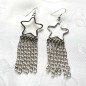 Boucle d'oreille pendante étoile et chaine - argent Boucle d'oreille pendante étoile et chaine - argent