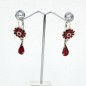 Boucle d'oreille pendante rosace strass - rouge