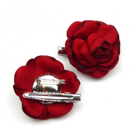 2 broches clip fleur satin 4.5cm - Rouge foncé