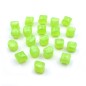20 perles cube carré nacrées en acrylique 11mmx11mm - vert 20 perles cube carré nacrées en acrylique 11mmx11mm - vert
