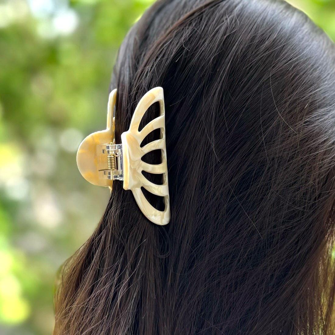 Pince cheveux crabe en acétate nacré