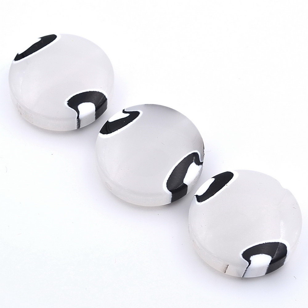 Lot de 6 perles rondes plates en polyrésine