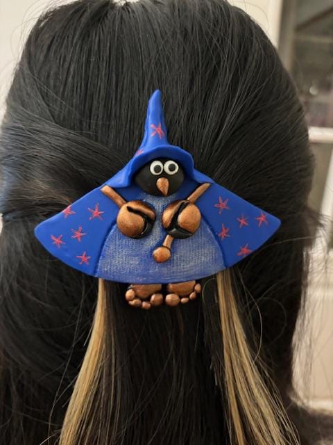 Barrette cheveux originale "sorcière bleue" en pâte polymère, fabrication française