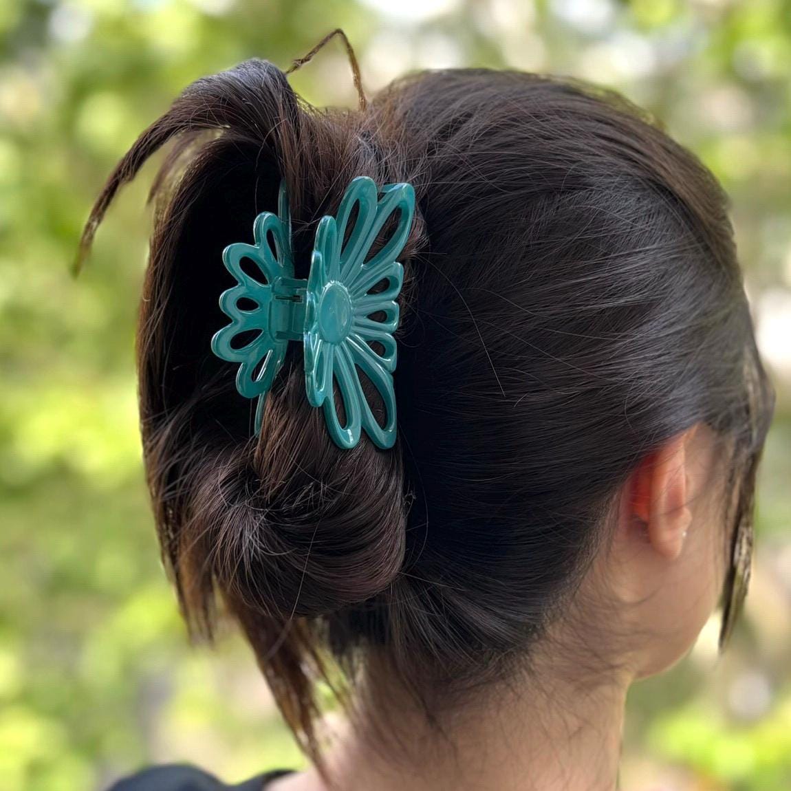 Pince à cheveux fleur en acétate de cellulose – Fait main, Made in France 8 cm, Bleu