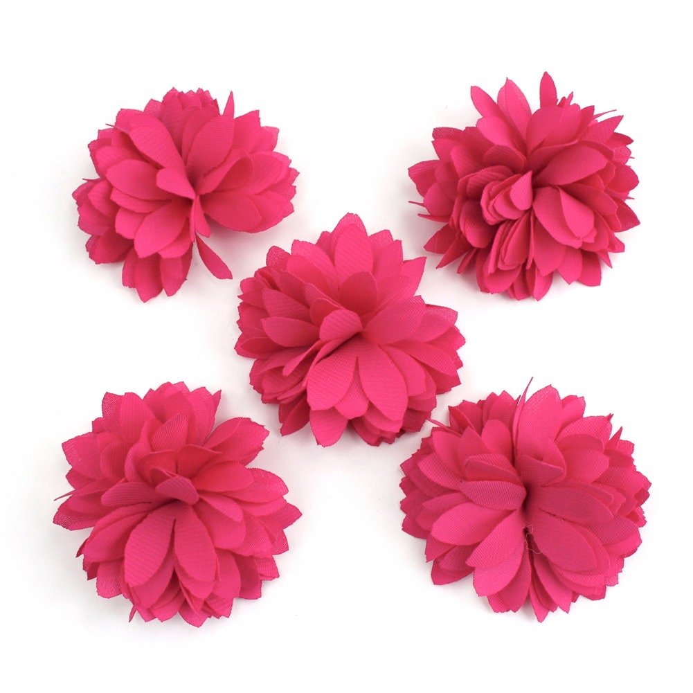 Lot de 5 petites fleurs satin fushia
