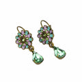 Boucle d'oreille pendante rosace strass goutte