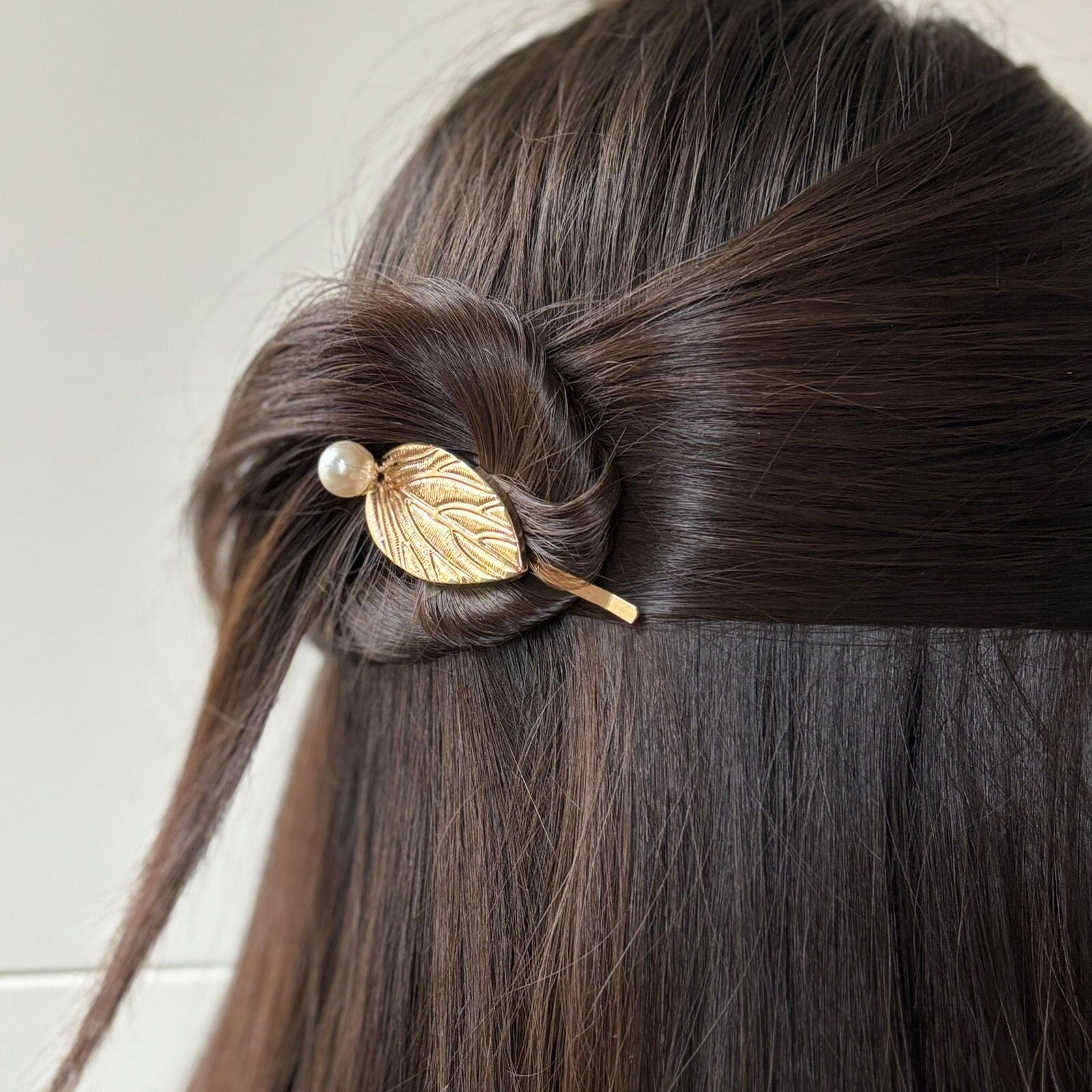 Pince cheveux barrette feuille et perle