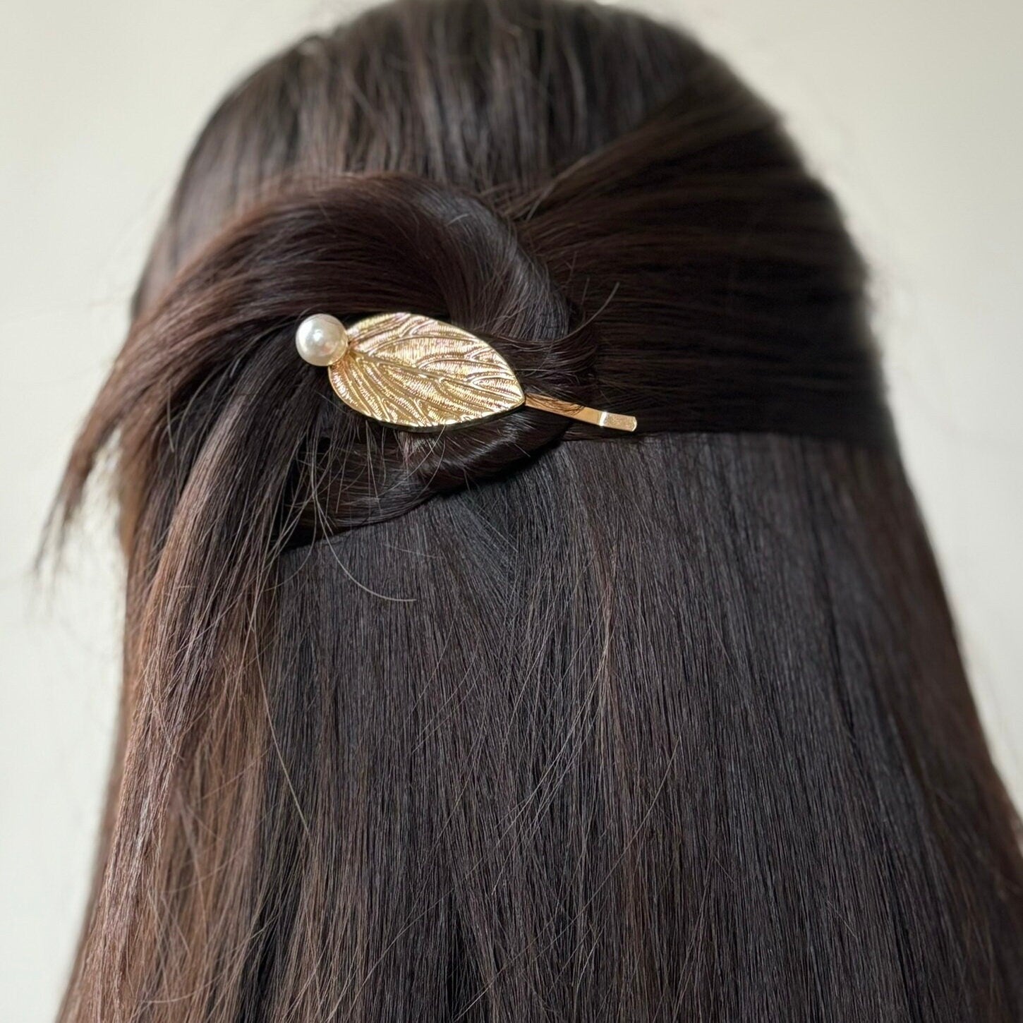 Pince cheveux barrette feuille et perle