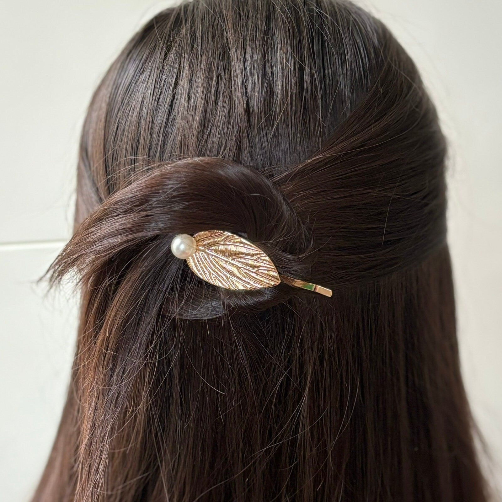 Pince cheveux barrette feuille et perle
