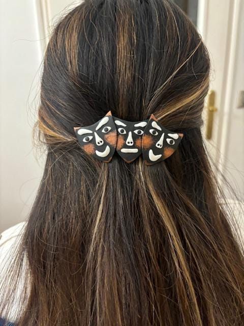 Barrette cheveux originale "3 masques" en pâte polymère