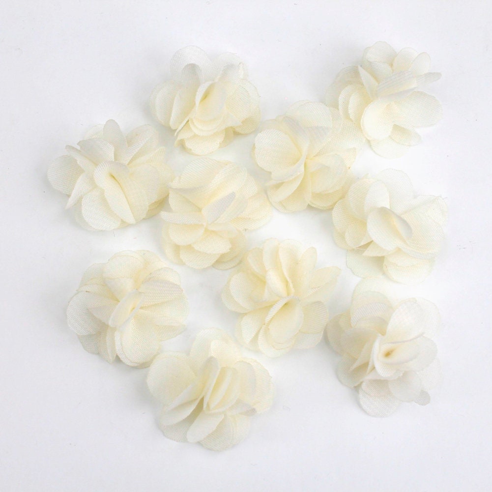 Fleurs voile polyester ivoire 30mm - Lot de 10