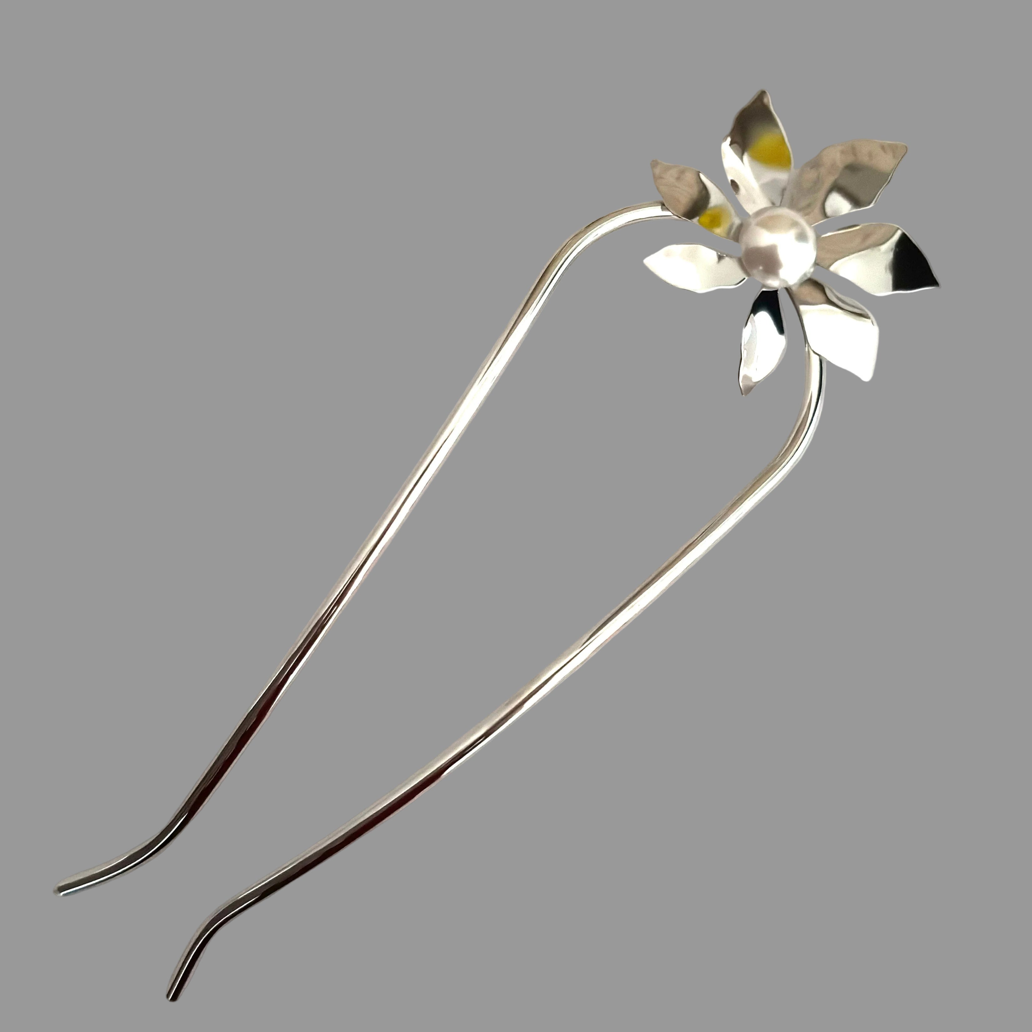 Grand pic à chignon fleur avec perle 14cm argent, mariage
