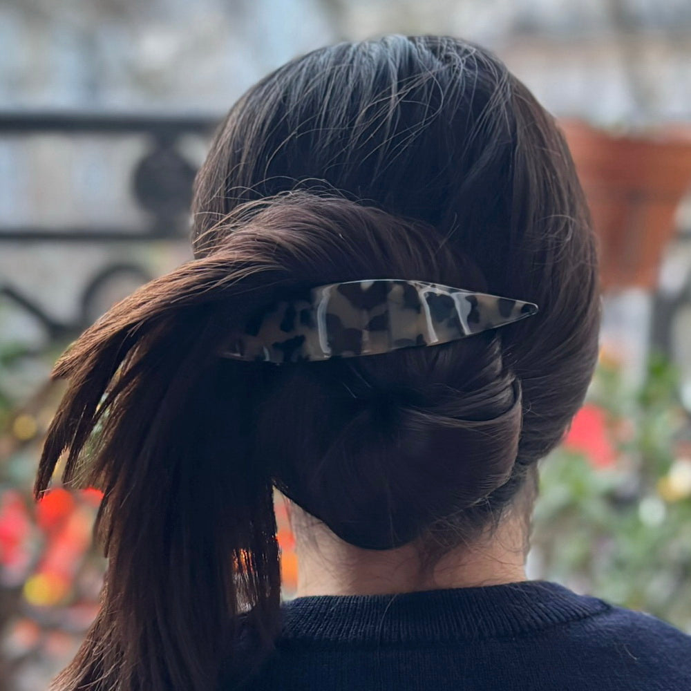 Grande pince à cheveux chignon en acétate tortue beige 13cm fait main