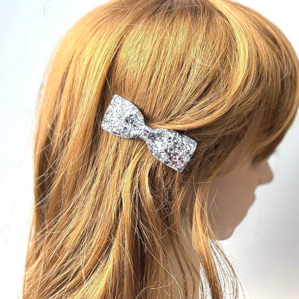 Pince clip cheveux noeud paillette argenté 6.5cm design glamour
