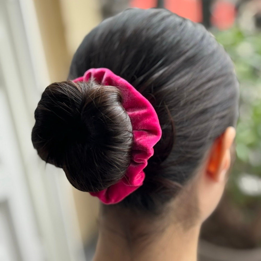 Lot de 2 chouchous scrunchie velours - fushia