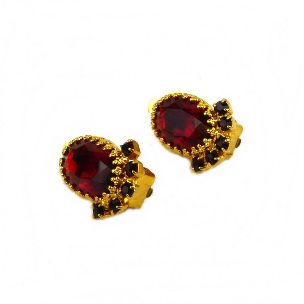 Boucle d'oreille clip vintage rouge 2cm laiton doré style rétro