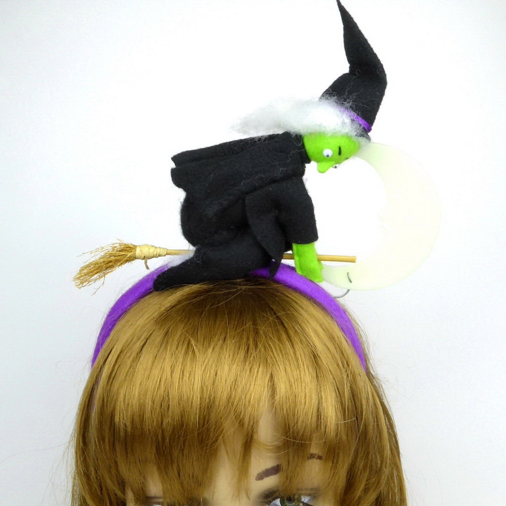Serre tête Halloween sorcière sur balai