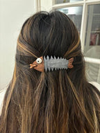 Barrette cheveux originale "arête de poisson" en pâte polymère
