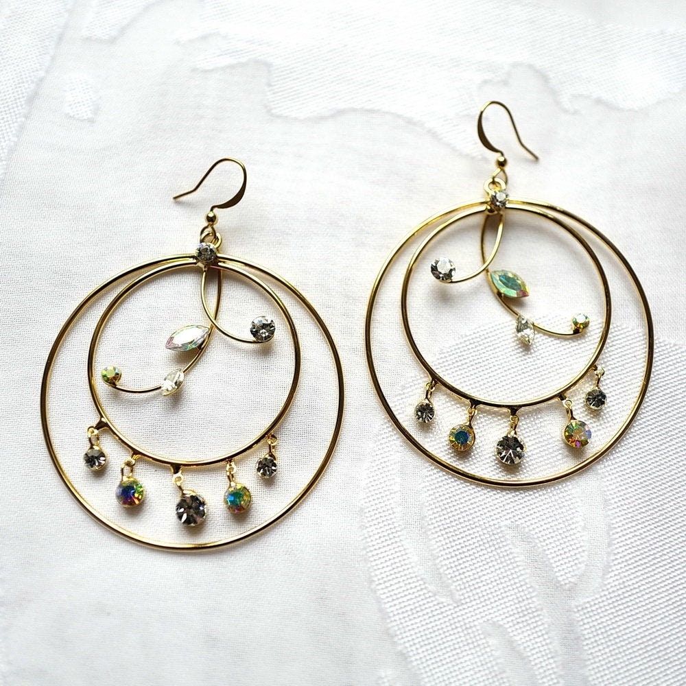 Grande boucle d'oreille pendante pampilles strass