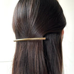 Barrette cheveux fine longue en métal brossé doré cheveux fins