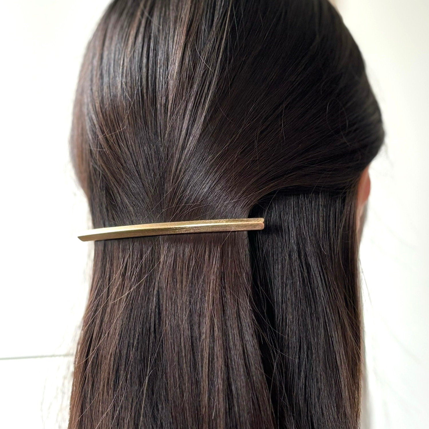 Barrette cheveux fine longue en métal brossé